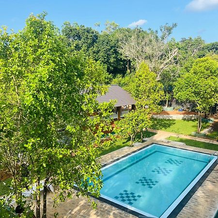 Maapagala Resort Sigiriya Bagian luar foto