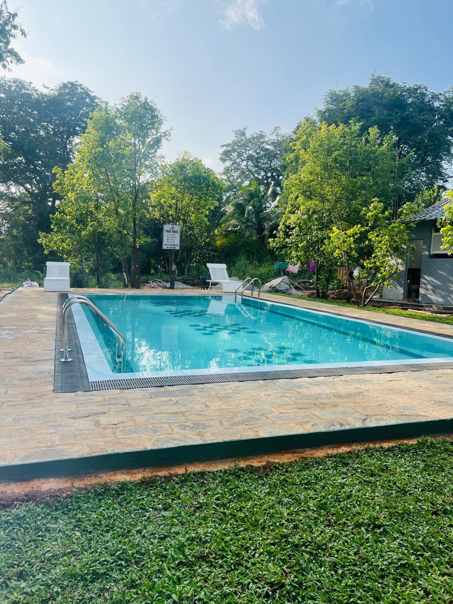 Maapagala Resort Sigiriya Bagian luar foto